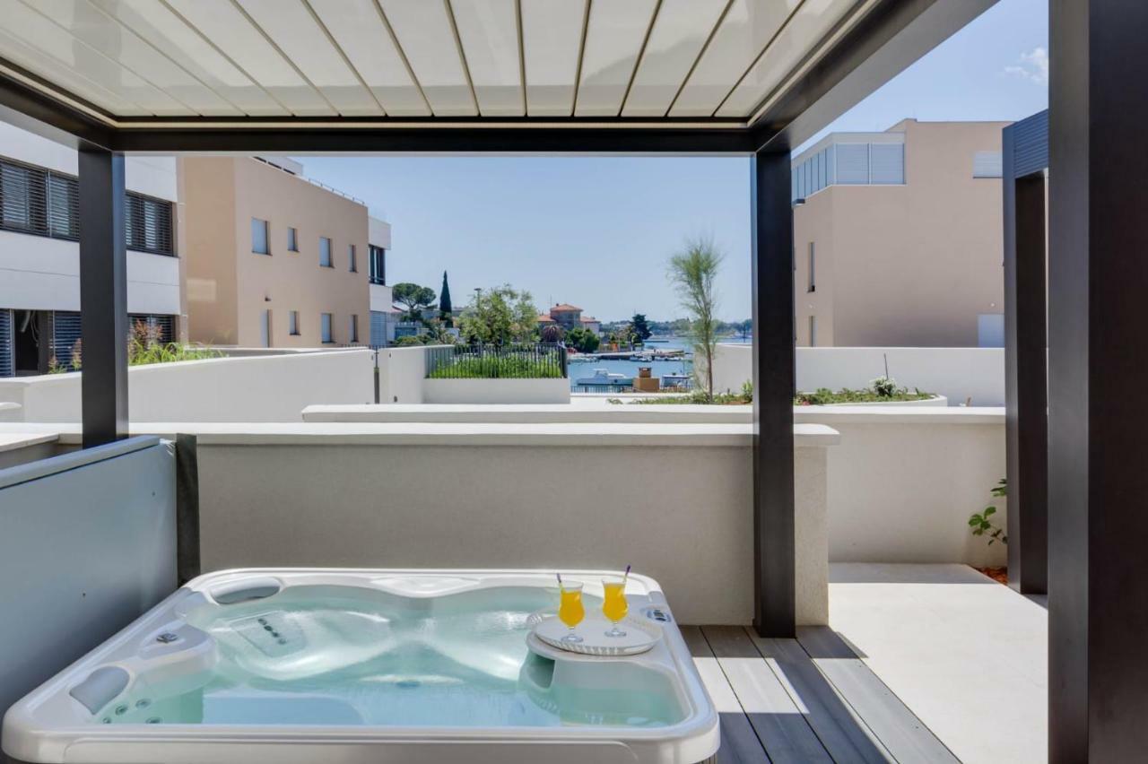 Appartement Shell Luxury Residences With Pool And Whirlpool