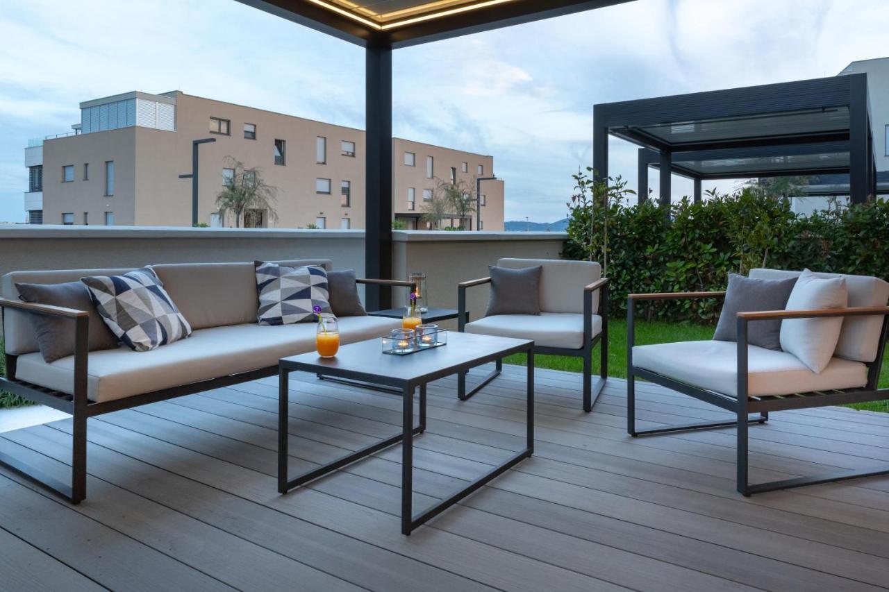 Appartement Shell Luxury Residences With Pool And Whirlpool